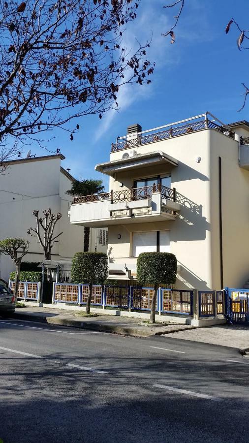 Bed and Breakfast A Casa Di Clo Pesaro Exterior foto